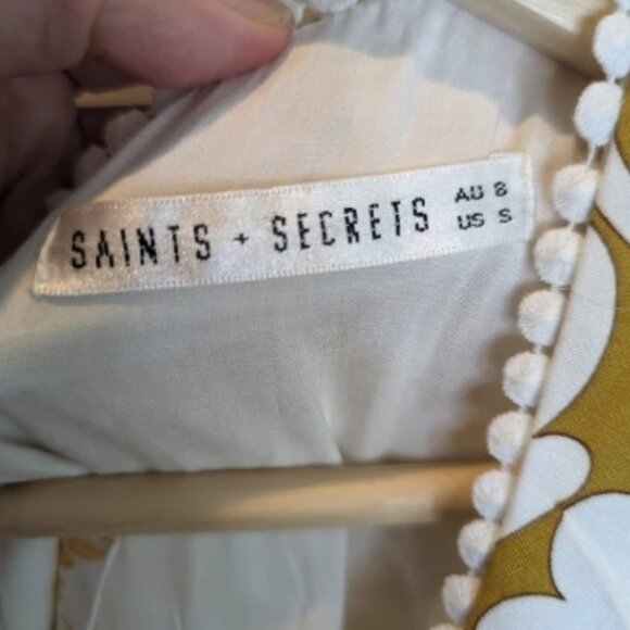 SAINTS + Secrets Yellow Floral Maxi Dress Size Small - Picture 4 of 4